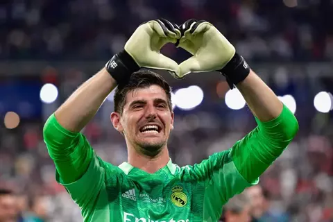 كورتوا: سعداء بعودة مبابي.. وهذا ما يميز جارسيا مع ريال مدريد